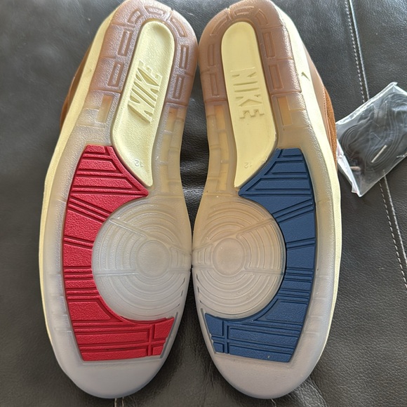 Jordan Men's Tan Sneakers - Picture 11 of 11